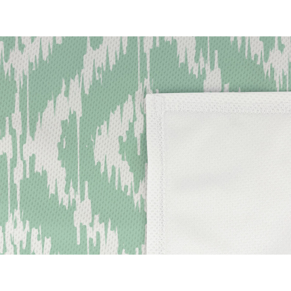 Monogram Cooling Towel- Detail