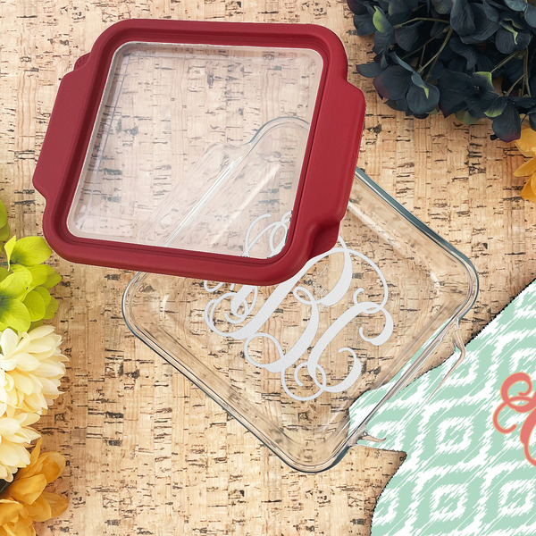 Monogram Glass Cake Dish - LIFESTYLE (8x8)