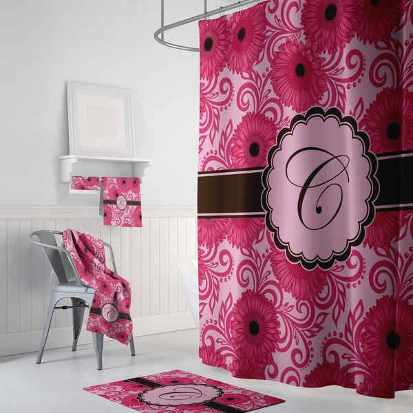 Gerbera Daisy Bath Towel Sets - 3-piece - In Context