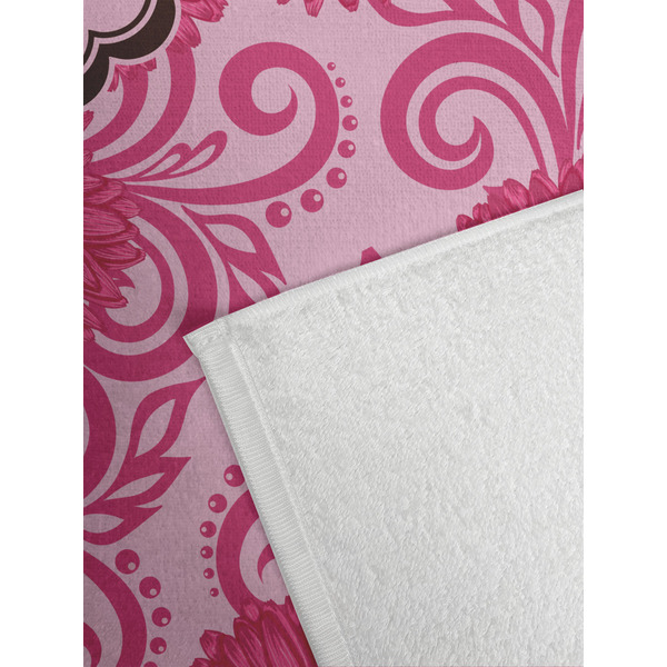 Gerbera Daisy Golf Towel - Detail