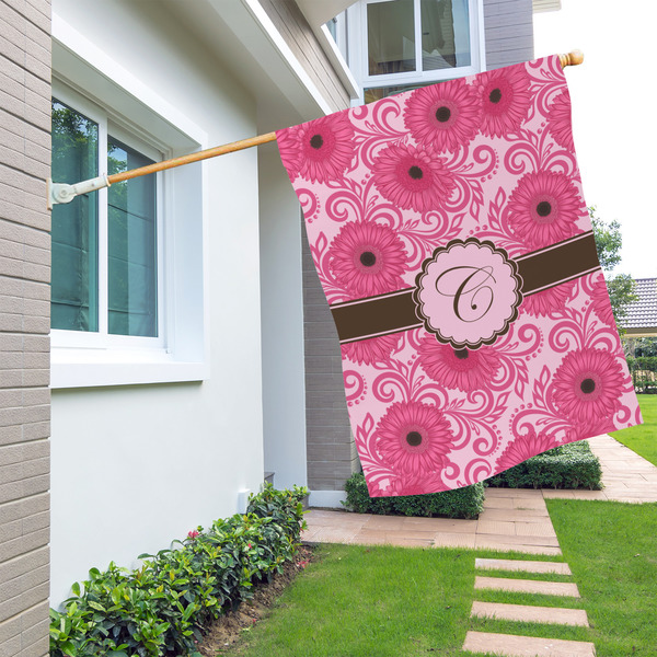 Gerbera Daisy House Flags - Double Sided - LIFESTYLE