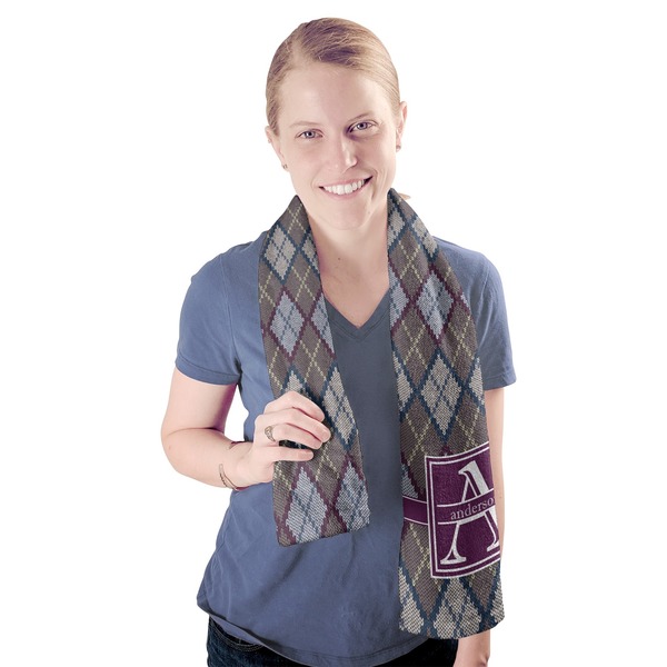 Knit Argyle Sport Towel - Exercise use - Model