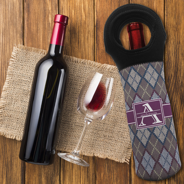 Knit Argyle Wine Tote Bag - FLATLAY