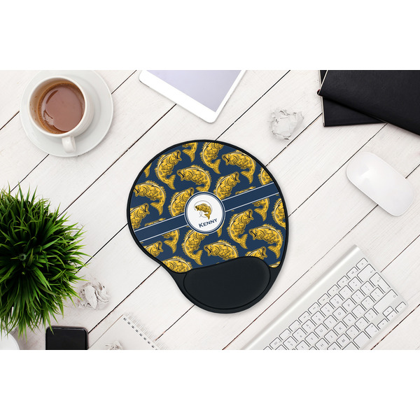 Fish Mouse Pad with Wrist Rest - LIFESYTLE 1