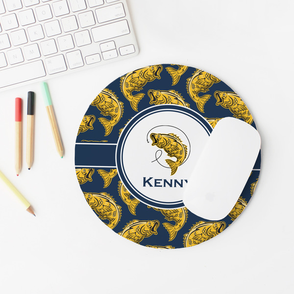 Fish Round Mousepad - LIFESTYLE 2