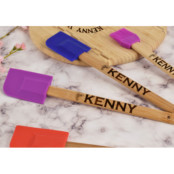 Fish Silicone Spatula - Purple - Lifestyle
