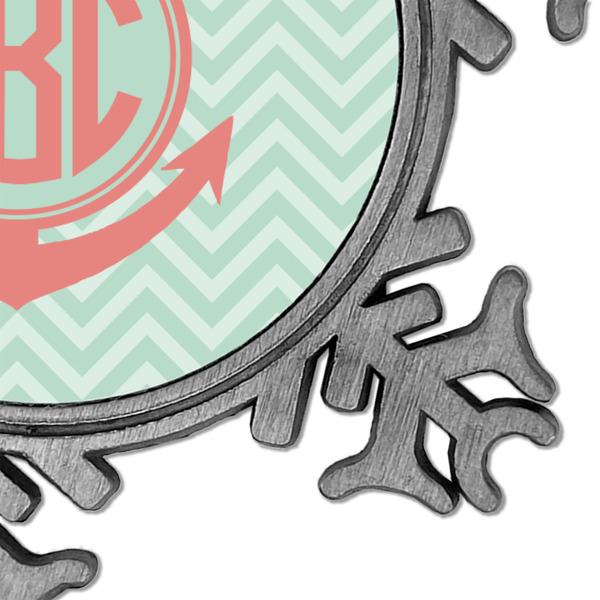 Chevron & Anchor Vintage Snowflake - Detail
