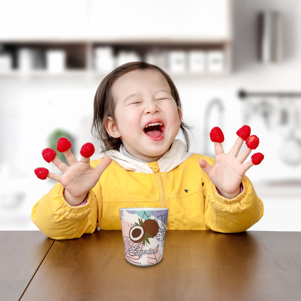 Coconut and Leaves Kids Cup - LIFESTYLE 1 (girl)