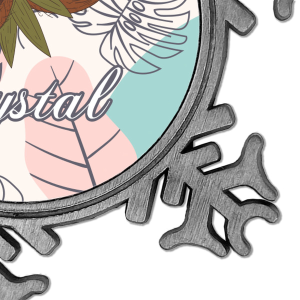 Coconut and Leaves Vintage Snowflake - Detail
