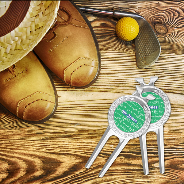 Equations Divot Tool - LIFESTYLE