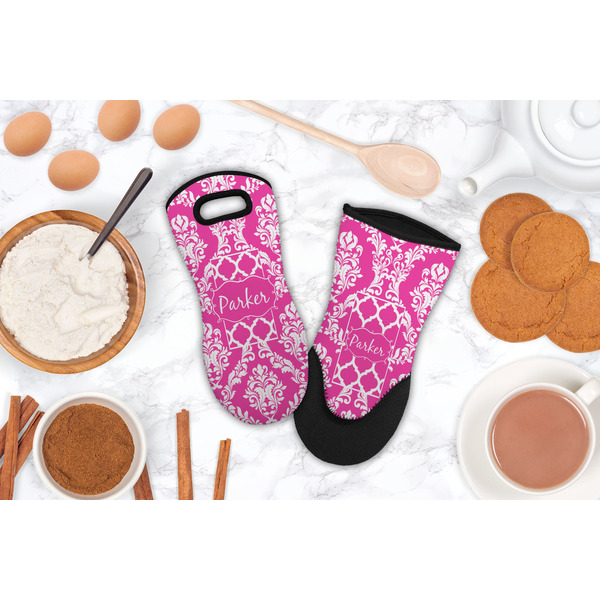 Moroccan & Damask Neoprene Oven Mitt - Lifestyle Image