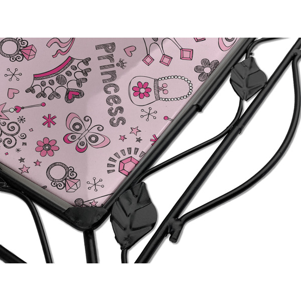 Princess Square Trivet - Detail