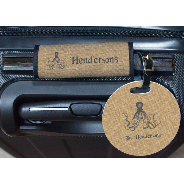 Octopus & Burlap Print Round Luggage Tag & Handle Wrap - In Context