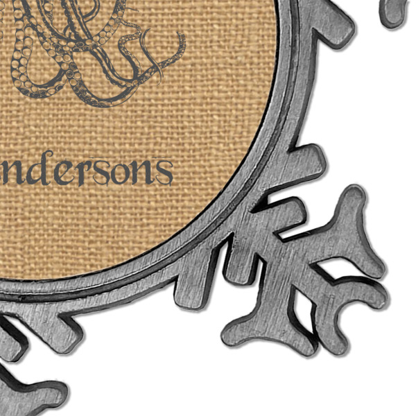 Octopus & Burlap Print Vintage Snowflake - Detail