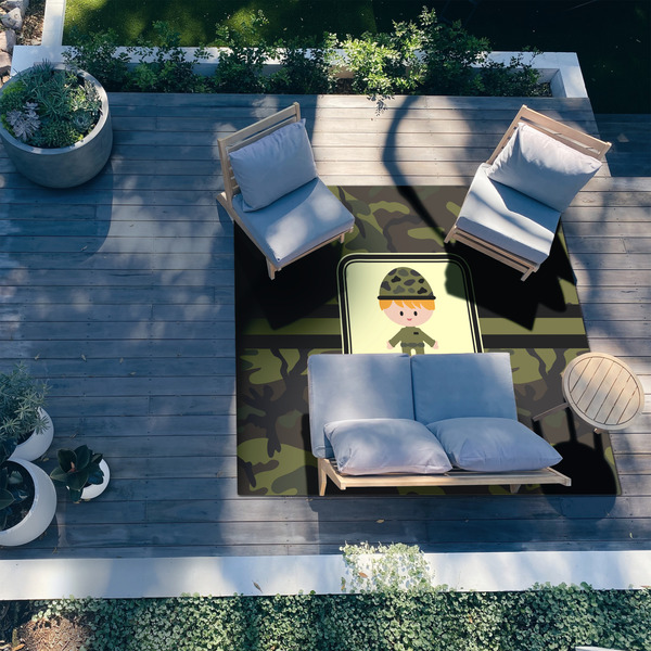 Green Camo 8'x10' Patio Rug - In context