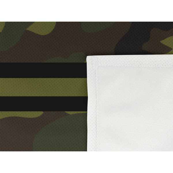 Green Camo Cooling Towel- Detail