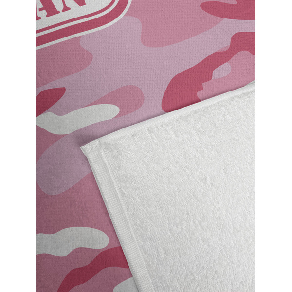 Pink Camo Golf Towel - Detail