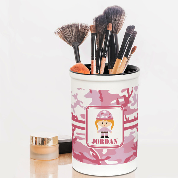 Pink Camo Pencil Holder - LIFESTYLE makeup