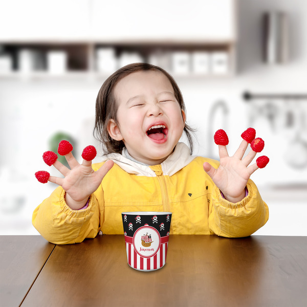 Pirate & Stripes Kids Cup - LIFESTYLE 1 (girl)