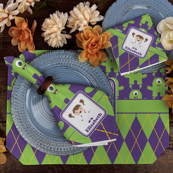 Astronaut, Aliens & Argyle Dining Set