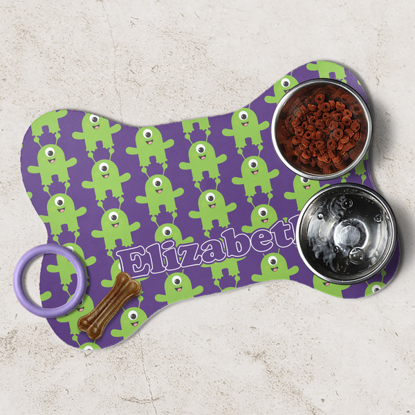 Astronaut, Aliens & Argyle Dog Bone Shaped Mat Lifestyle