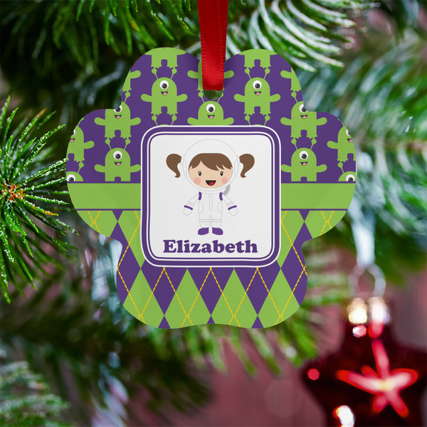 Astronaut, Aliens & Argyle Metal Paw Ornament - Lifestyle