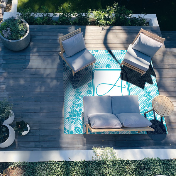 Lace 8'x10' Patio Rug - In context