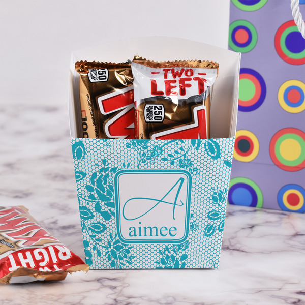 Lace French Fry Favor Box - w/ Treats View