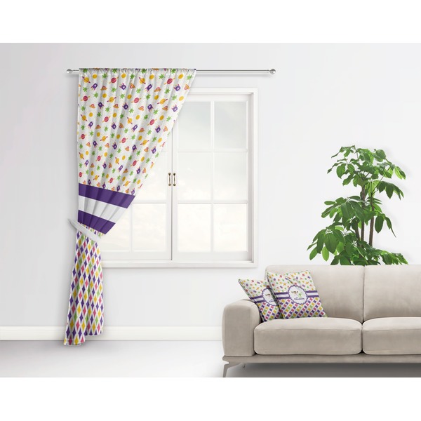 Girl's Space & Geometric Print Curtain With Window and Rod - in Room Matching Pillow