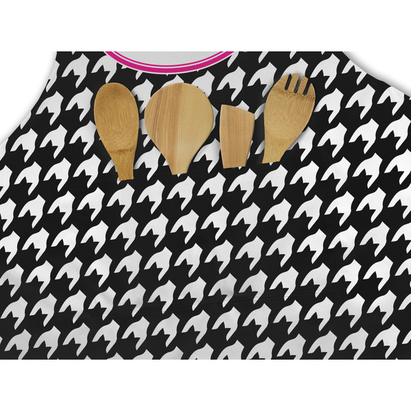 Houndstooth w/Pink Accent Apron - Pocket Detail with Props