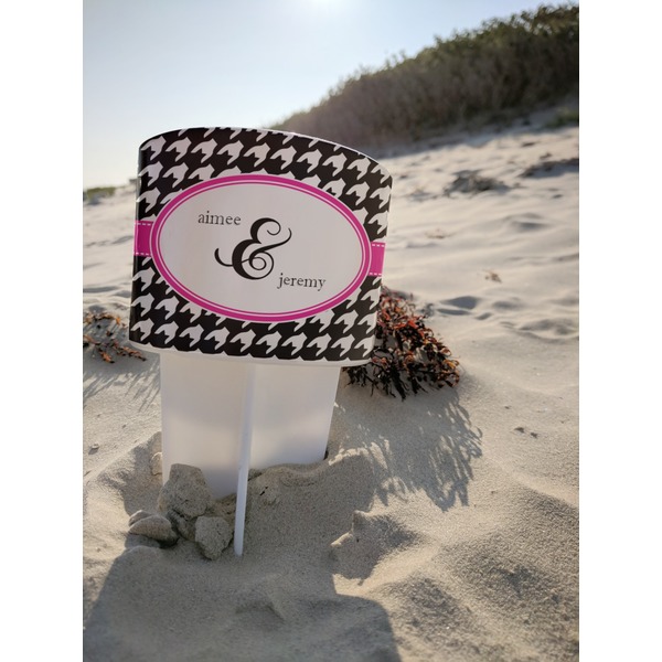 Houndstooth w/Pink Accent Beach Spiker white on beach with sand