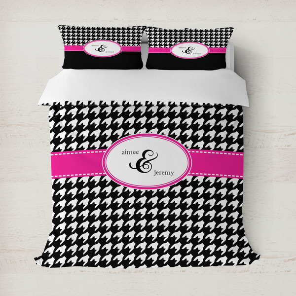 Custom Houndstooth w/Pink Accent Duvet Cover Set - Full / Queen (Personalized)