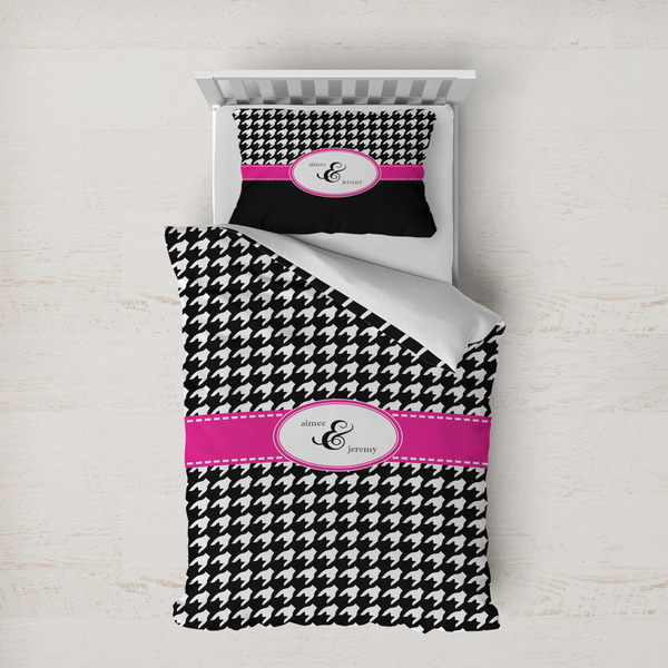Custom Houndstooth w/Pink Accent Duvet Cover Set - Twin XL (Personalized)