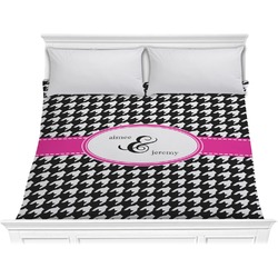 Houndstooth w/Pink Accent Comforter - King (Personalized)