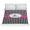 Houndstooth w/Pink Accent Comforter (King)
