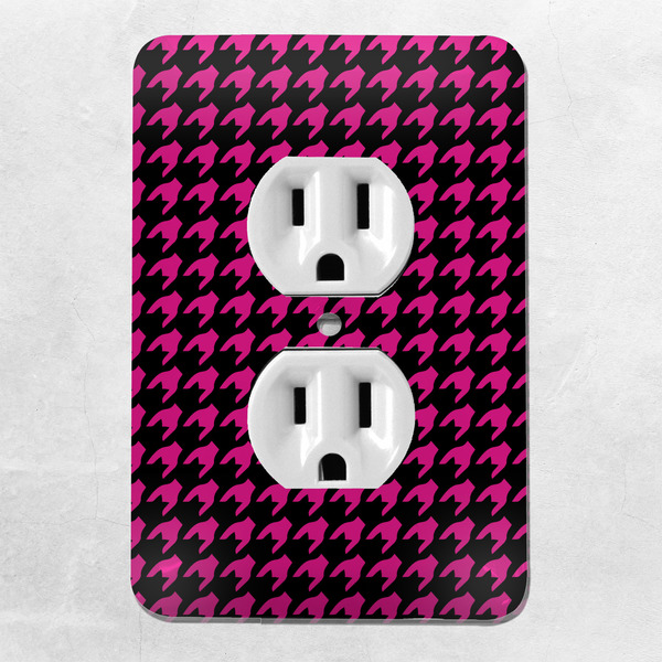 Houndstooth w/Pink Accent Electric Outlet Plate - LIFESTYLE