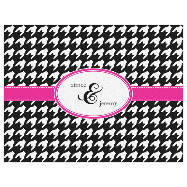 Houndstooth w/Pink Accent Indoor / Outdoor Rug - 6'x8' - Front Flat