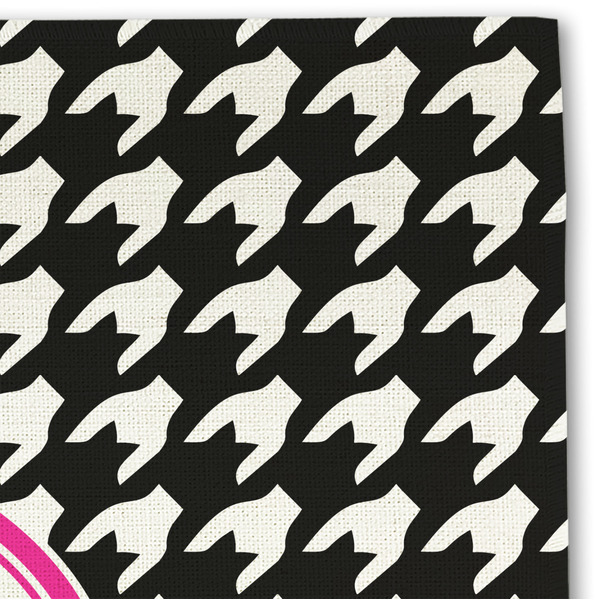 Houndstooth w/Pink Accent Linen Placemat - DETAIL