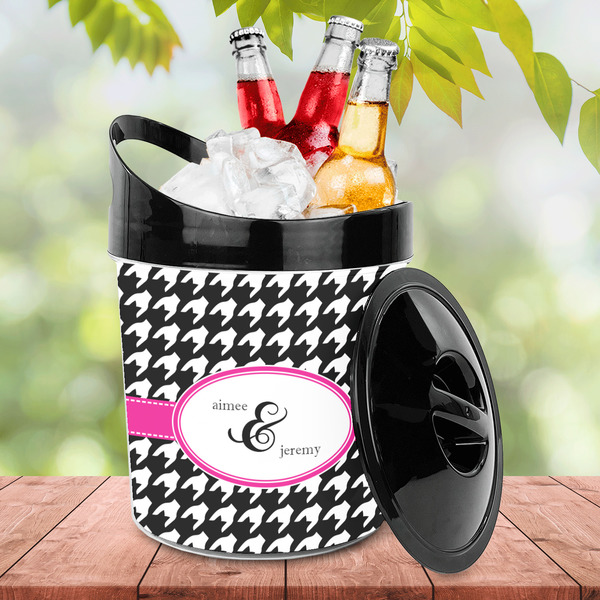 Houndstooth w/Pink Accent Plastic Ice Bucket - LIFESTYLE