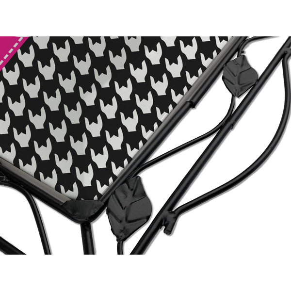Houndstooth w/Pink Accent Square Trivet - Detail