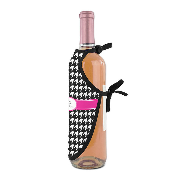Houndstooth w/Pink Accent Wine Bottle Apron - DETAIL WITH CLIP ON NECK