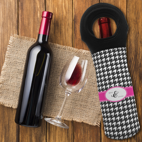 Houndstooth w/Pink Accent Wine Tote Bag - FLATLAY