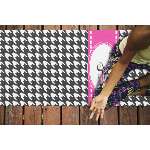 Houndstooth w/Pink Accent Yoga Mats - LIFESTYLE
