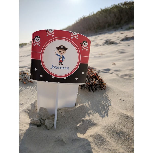 Pirate & Dots Beach Spiker white on beach with sand