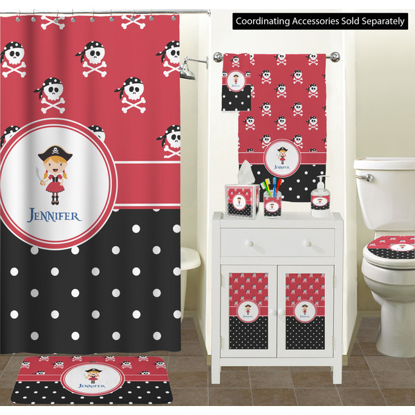 Girl's Pirate & Dots Bathroom Scene