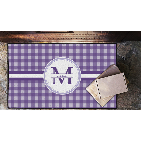 Gingham Print Door Mat - LIFESTYLE (Lrg)