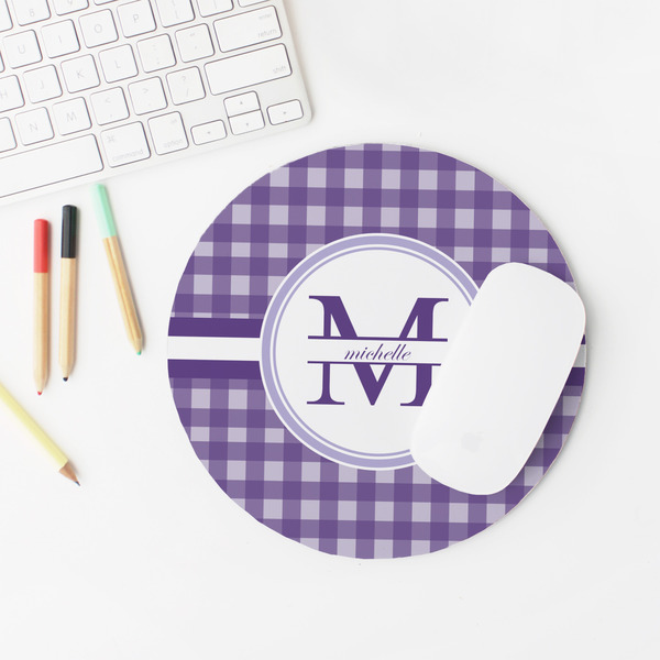 Gingham Print Round Mousepad - LIFESTYLE 2