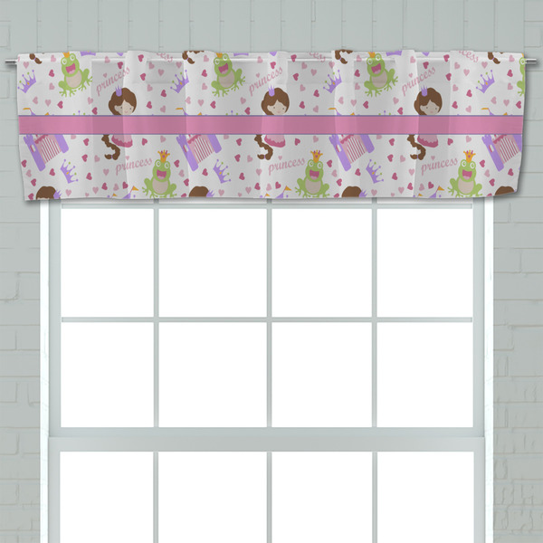 Princess Print Valance - Closeup on window