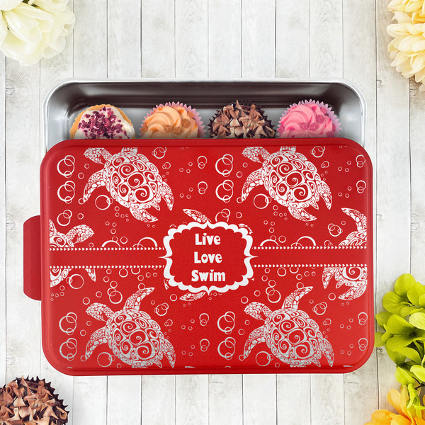 Sea Turtles Aluminum Baking Pan - Red Lid - LIFESTYLE