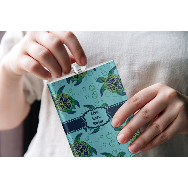 Sea Turtles Stainless Steel Flask - LIFESTYLE 1